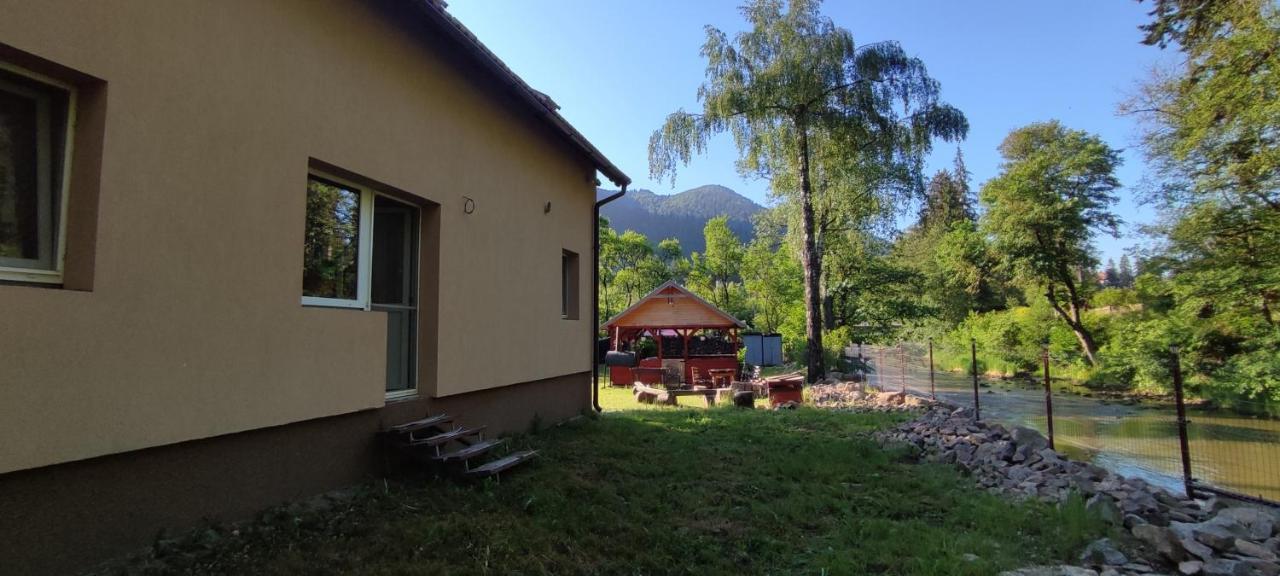 Olt-Part Vendeghaz Hotel BaileTusnad Exterior photo