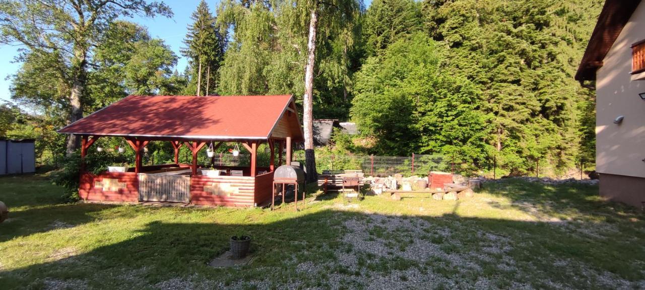 Olt-Part Vendeghaz Hotel BaileTusnad Exterior photo