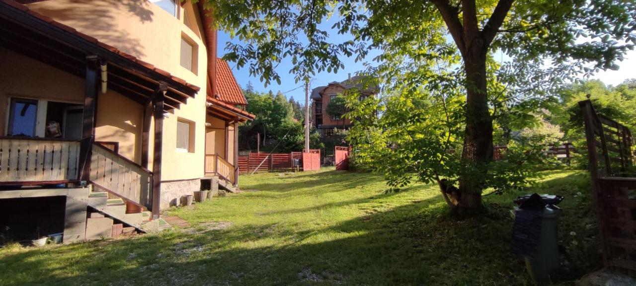 Olt-Part Vendeghaz Hotel BaileTusnad Exterior photo